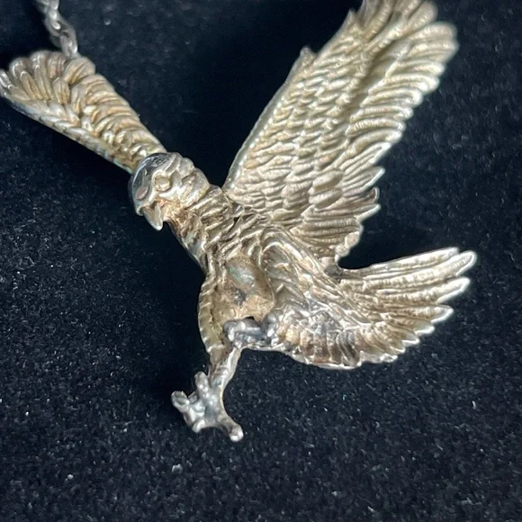 Sterling Silver Eagle Pendant 2”x2” with 24” 925 Sterling Silver Chain 25.74g - Picture 4 of 9